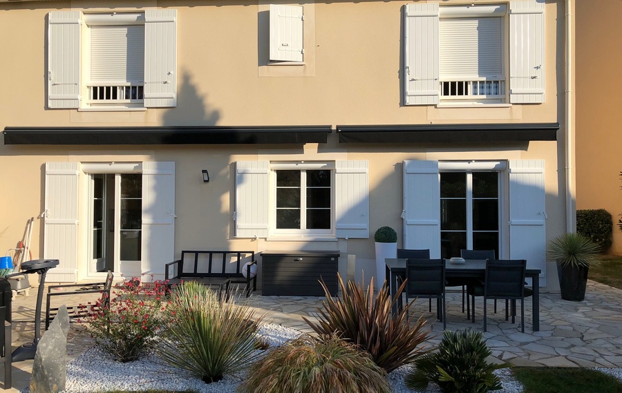 Volets battants classiques à ST AUNES