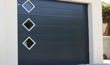 Portes de garage &agrave;&nbsp;ST AUNES